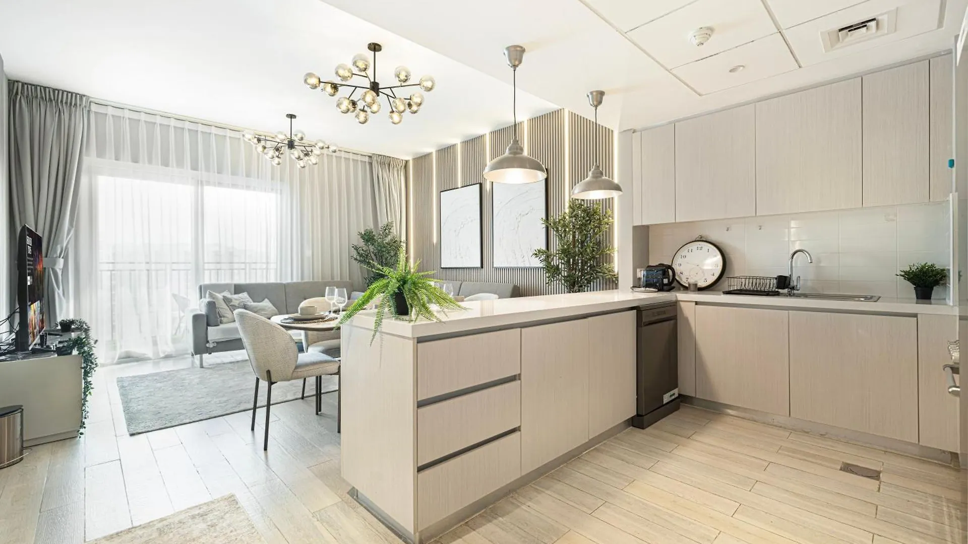 אבו דאבי Luxury 4 Bedroom Apartment With Ferrari World And Sea Views, Yas Island Waterfront, Pool, Gym, Playground, Walk To Yas Mall 0*, אבו דאבי