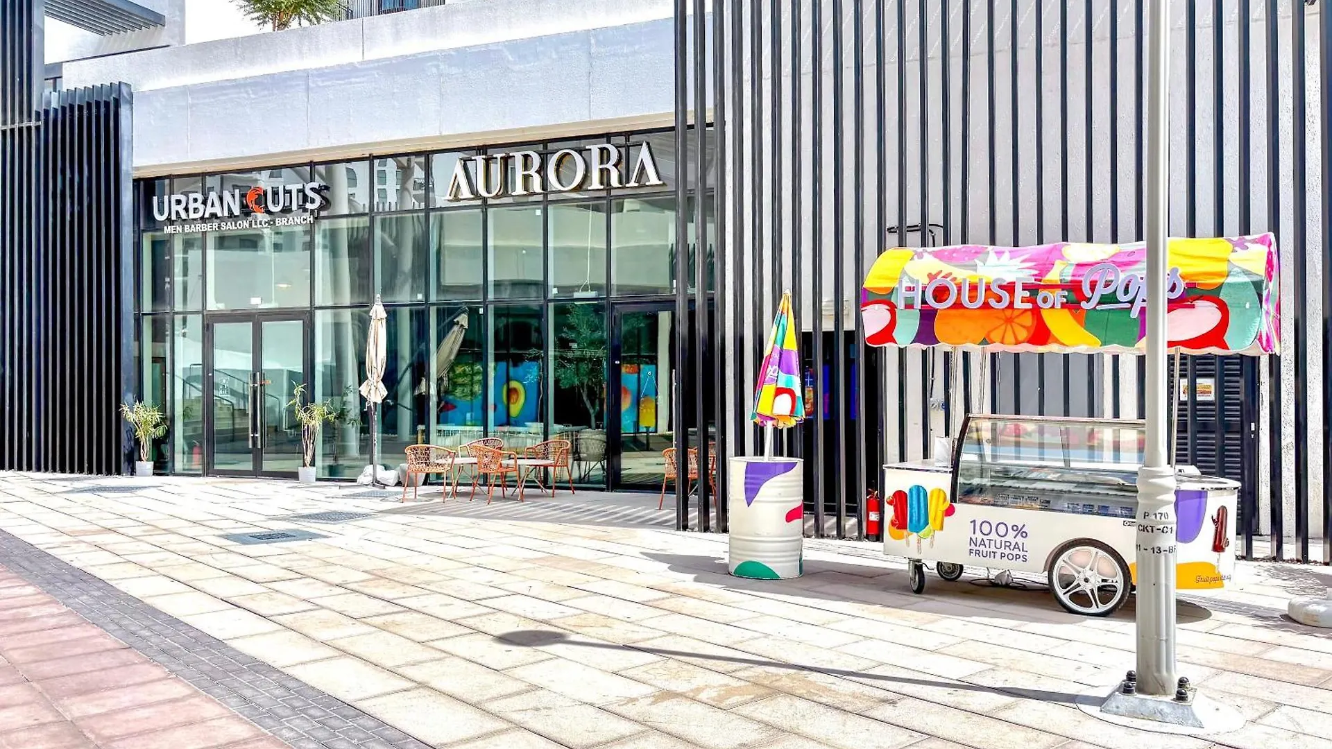 Luxury 4 Bedroom Apartment With Ferrari World And Sea Views, Yas Island Waterfront, Pool, Gym, Playground, Walk To Yas Mall 아부다비